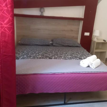 Casa Di Leo E Vale Villa Imola Eksteriør bilde
